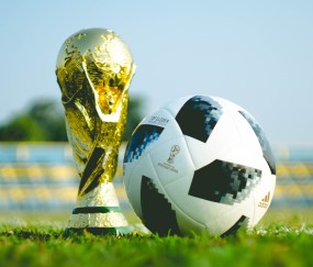 2026世界杯押注入口-莱万光环与雄狮的沉默突围